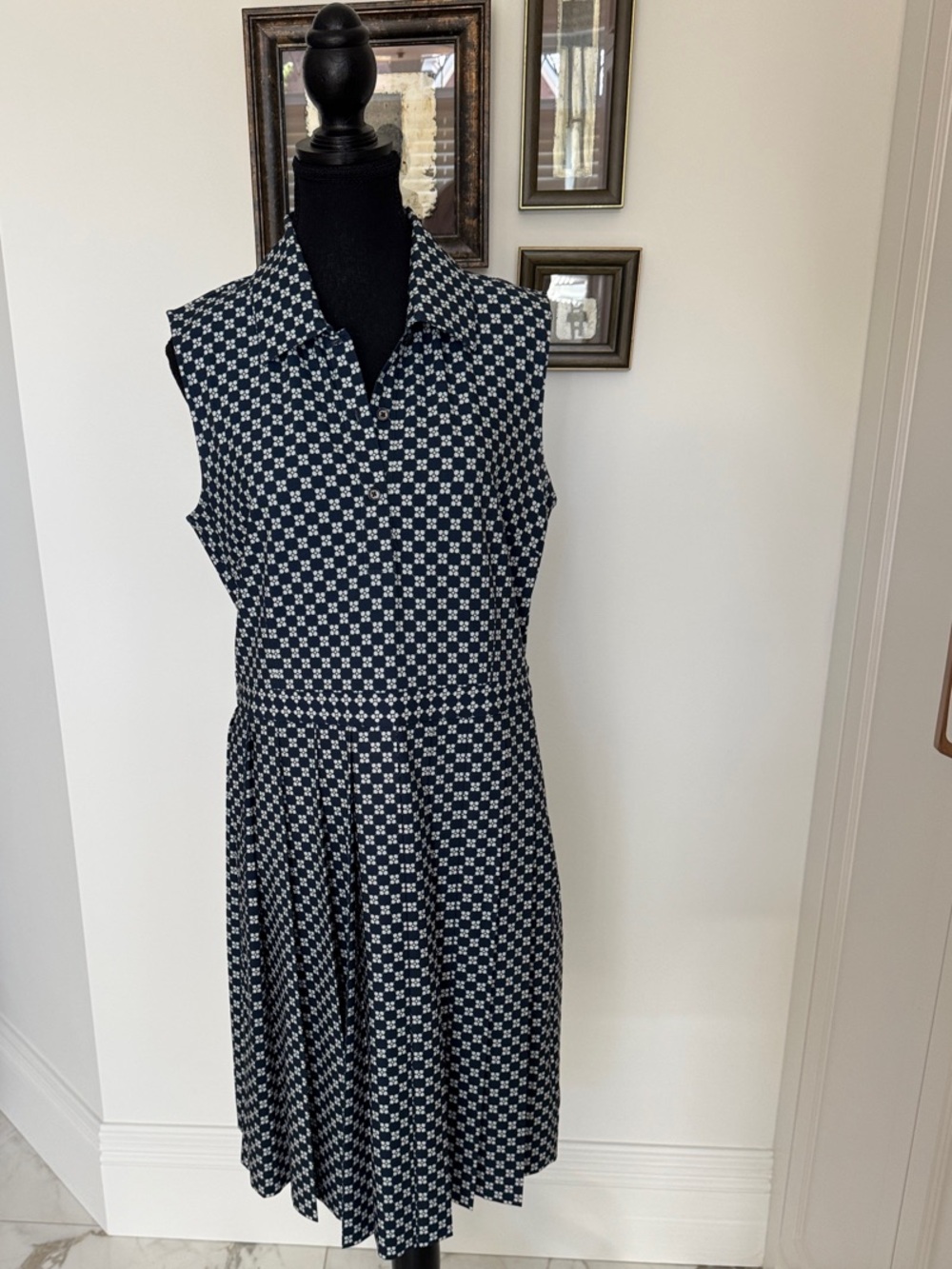 Tory Burch Navy and White Sleeveless Collared Golf Midi Dress